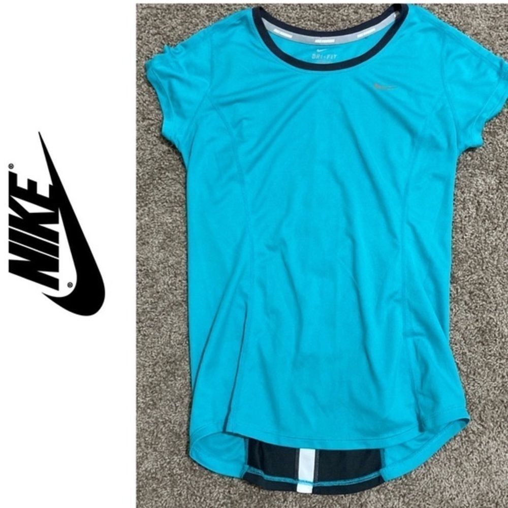 NWOT NIKE DRI FIT CONTOUR RUNNING SHIRT